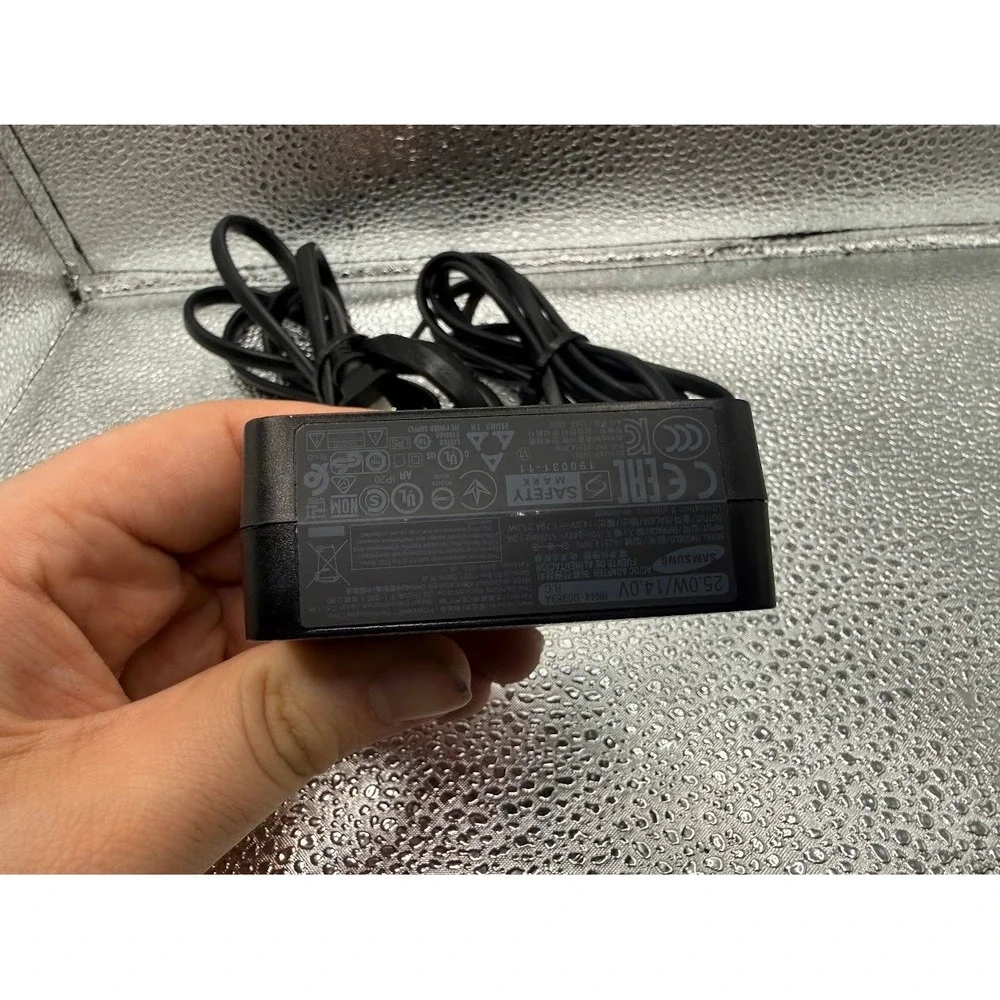 Samsung Monitor‎ Power Cord 25W BN44-00989A A2514 RPN 14V 1.79A AC Adaptor